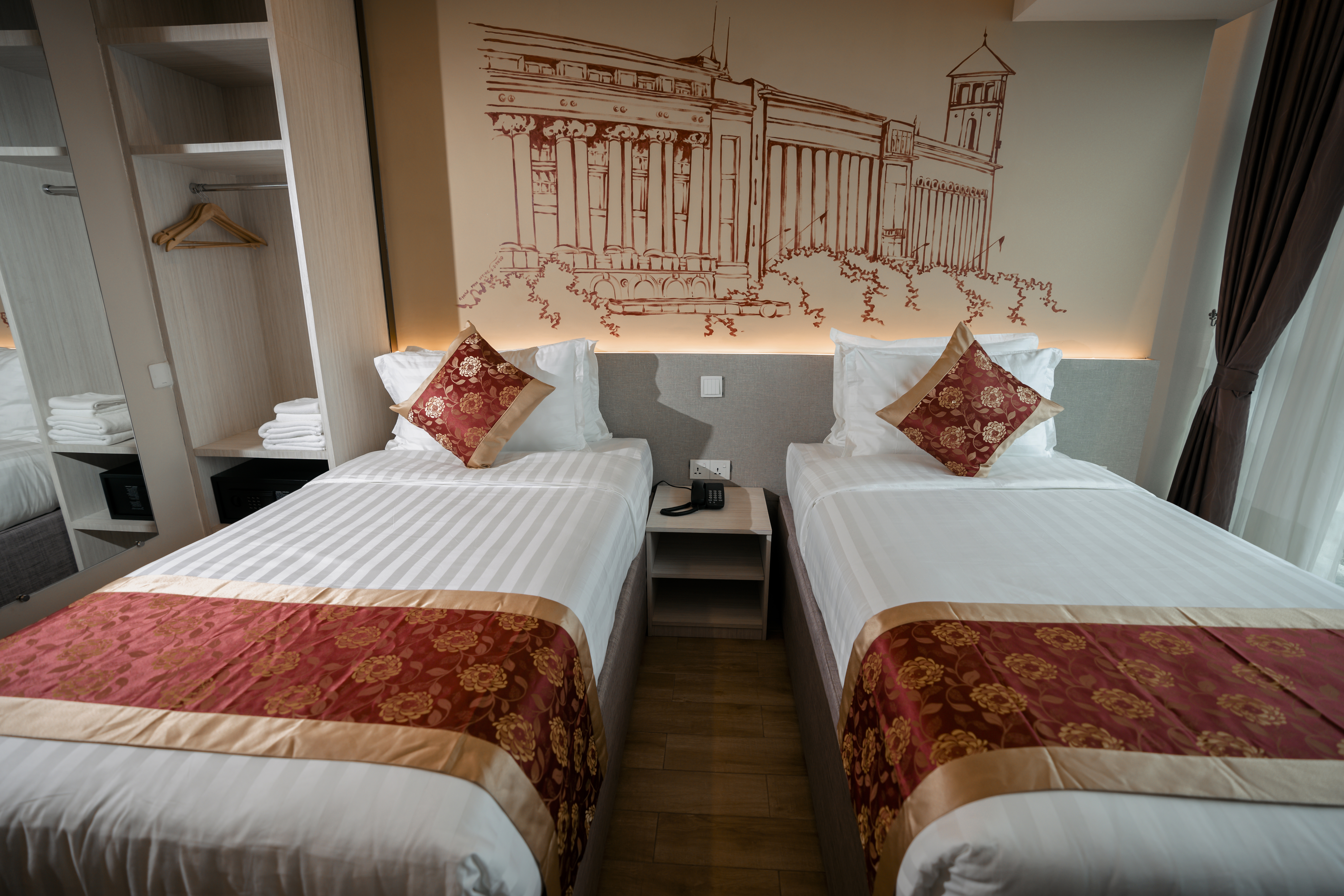 Super Deluxe Twin Room City View bathroom